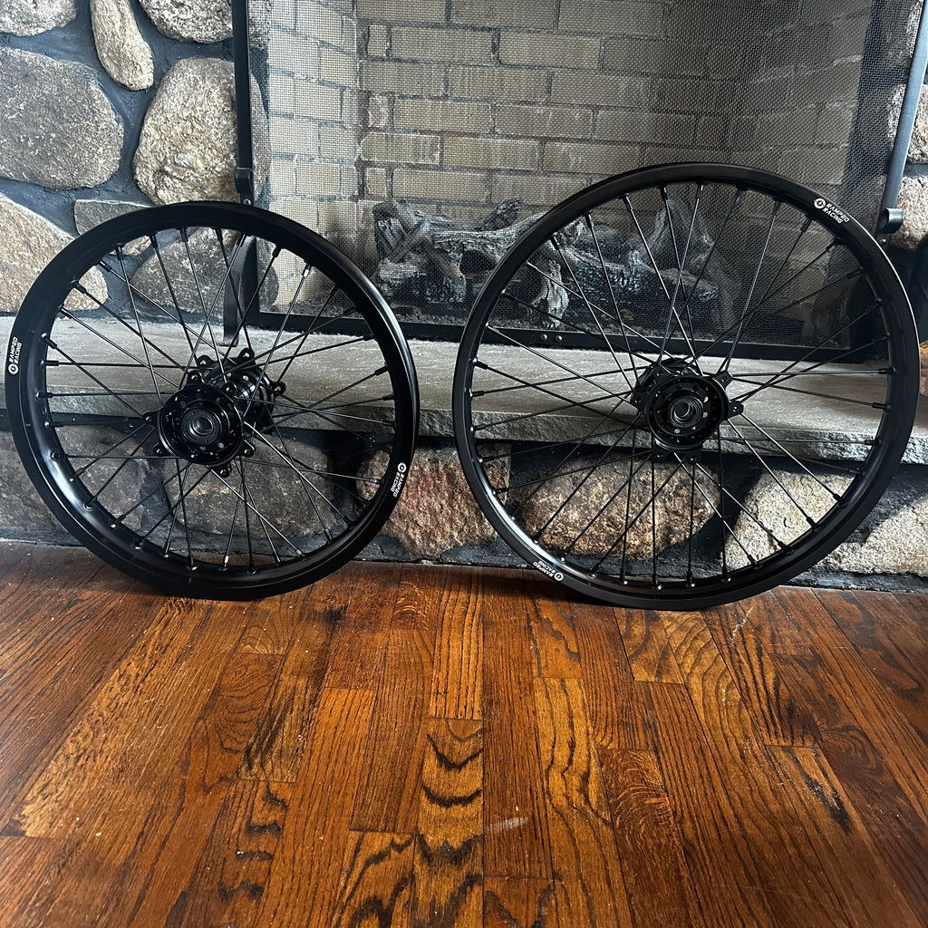 18/21 Wheel Set for Surron Ultra Bee (No Tires)