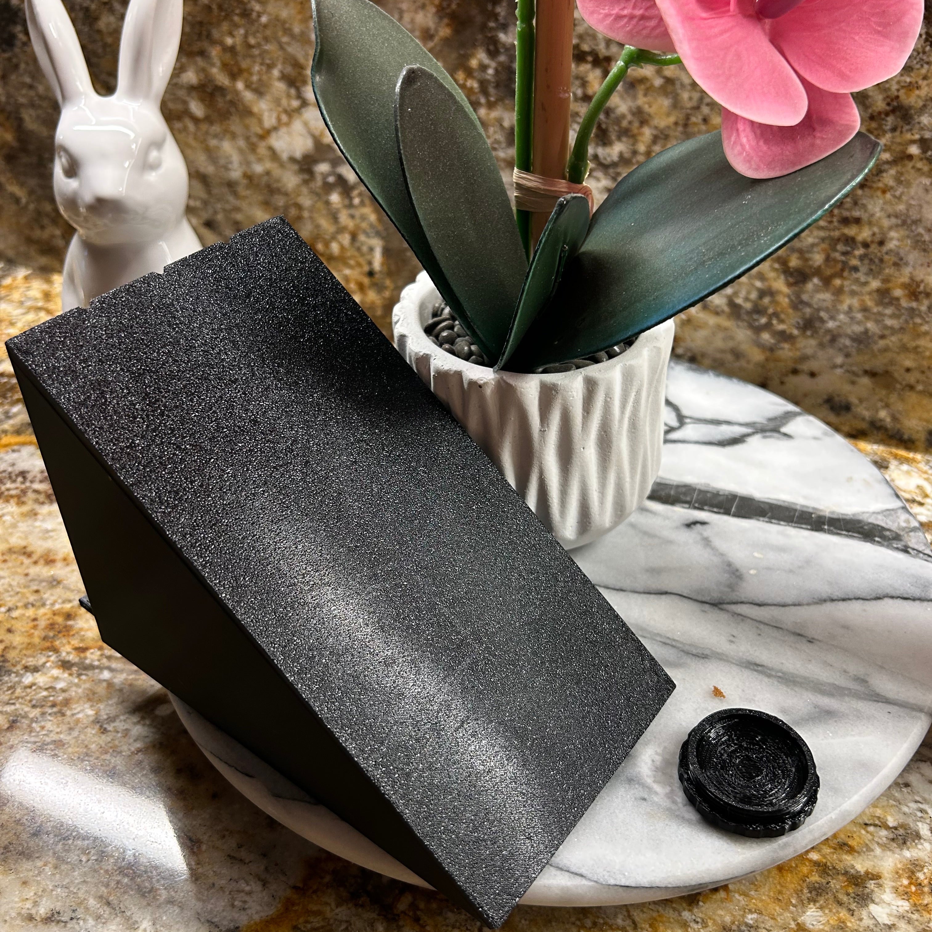 Etm Rtr Storage Cubby With Airtag Holder (Preorder 2-3 Week Shipping)